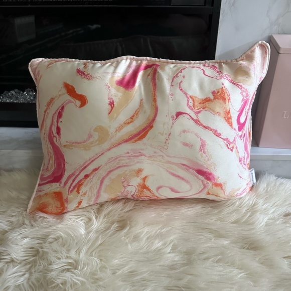 Pink and Orange Marble Throw Pillows - Picture 5 of 14